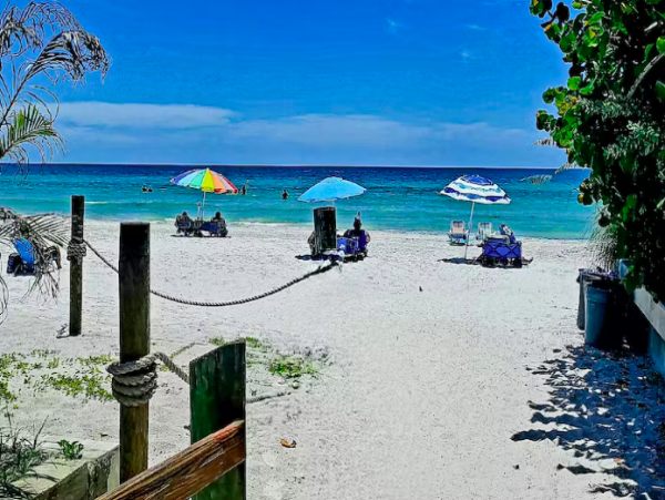 1 Bedroom Condo located in Redington Beach