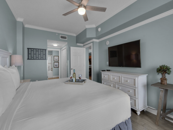 Panama City Beach Full Condo Beachfront & Pool