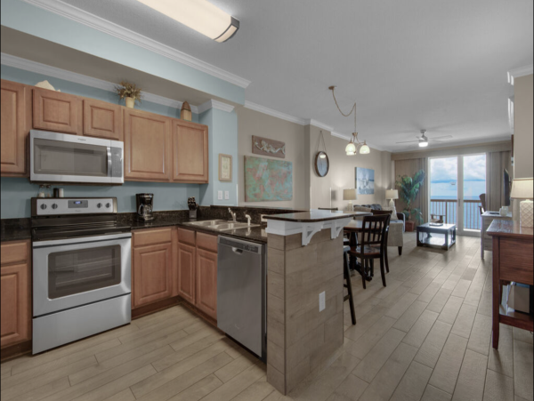 Panama City Beach Full Condo Beachfront & Pool