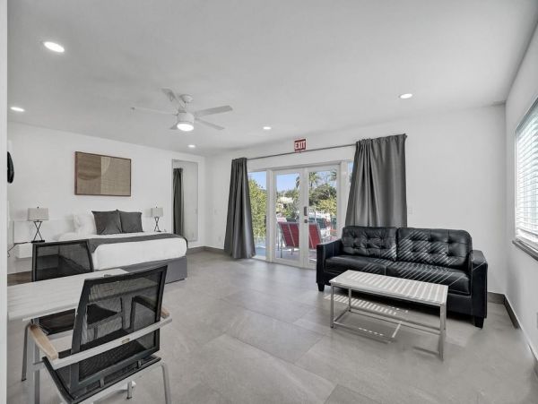Deerfield Beach Vacation Home Four Bedroom