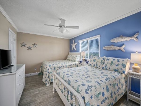 Luxurious Three Bedroom Condo with Full Ocean Views