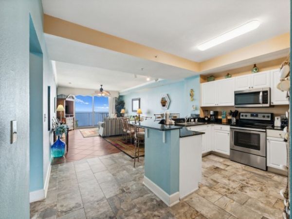 Panama Beach City Beachfront 2 Bedroom Condo