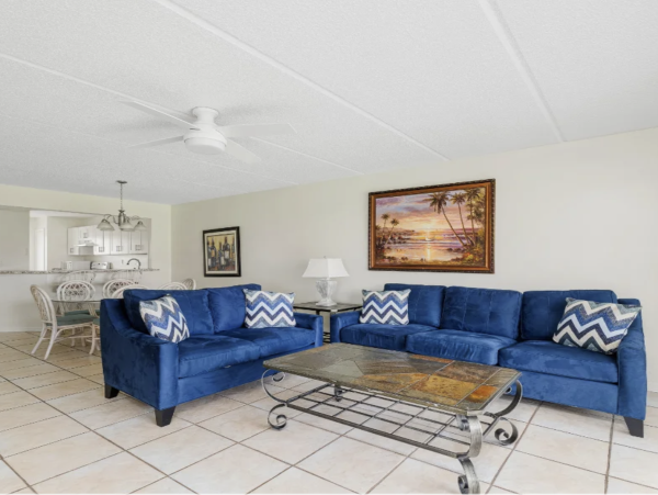 St Augustine Three Bedroom Retreat Short Walk to Beach