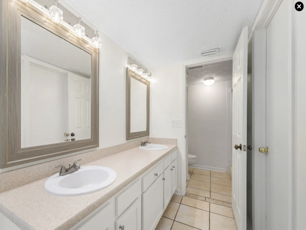 St Augustine Three Bedroom Retreat Short Walk to Beach