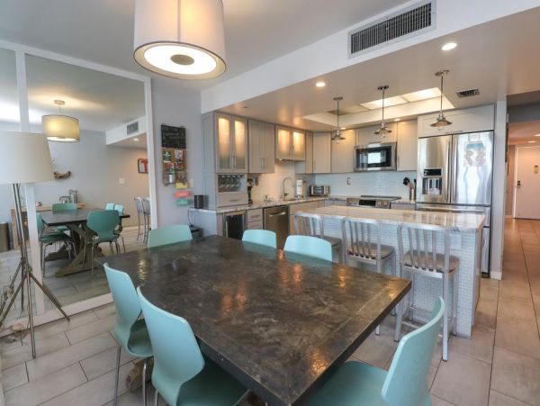 Elegant Oceanfront Condo with Panoramic Views and Upscale Comfort