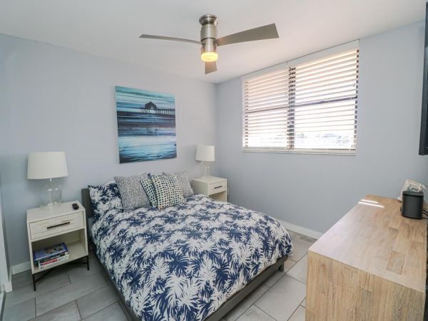 Elegant Oceanfront Condo with Panoramic Views and Upscale Comfort