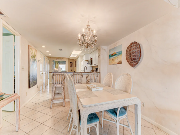 Full Ocean Views from this Lovely Vacation Condo