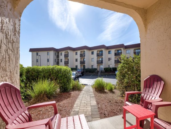 Condo with Heated Pool & Tennis Courts in St. Augustine FL