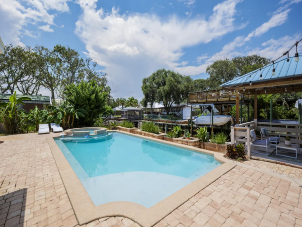 Canal-Front 3 Bedroom Vacation Pool Home