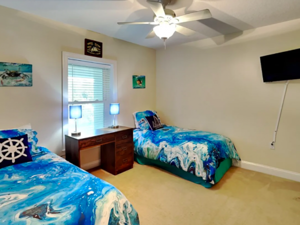 Three Bedroom 2 Bathroom Condo with Garden Views