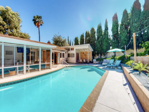 California Sunshine Home Wonderful Pool