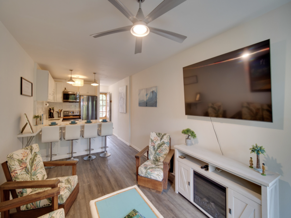 Kauai 2 Bedroom Condo Sleeps 4 Garden View Short Walk to Beach