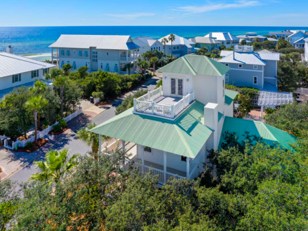 Spacious five bedroom home with close access to the beach