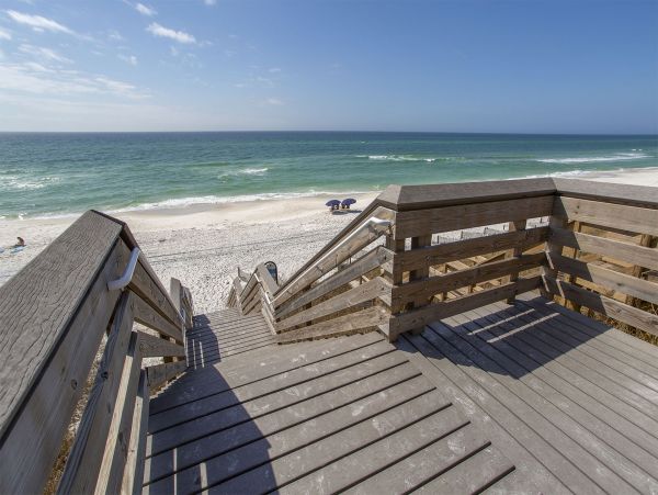Luxury Three Bedroom Vacation Rental in Secrest Beach with Private Pool