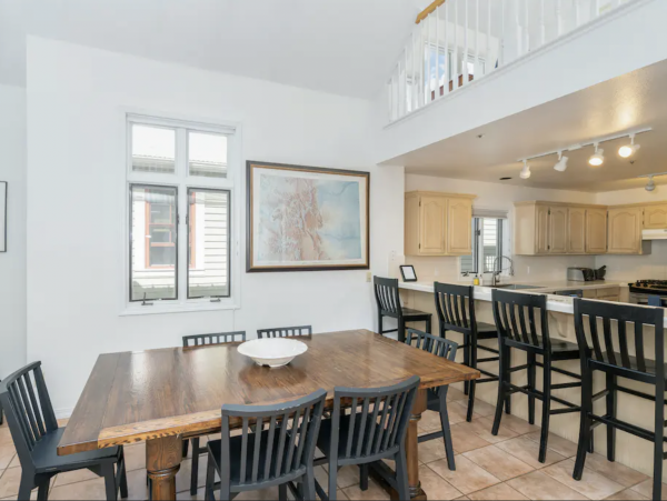 Luxury Four Bedroom Ski Condo in Vail