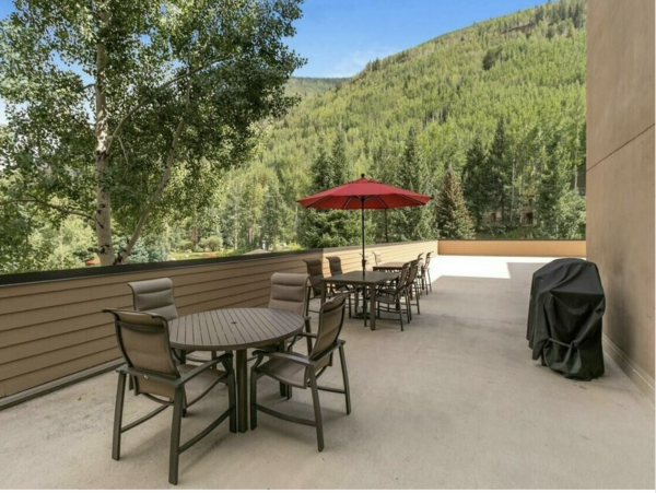 Luxury Four Bedroom Ski Condo in Vail