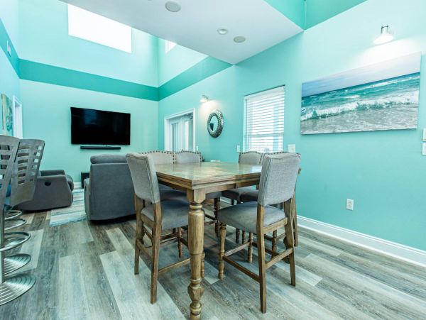 Pensacola Beach Four Bedroom Vacation Home with Gulf Views