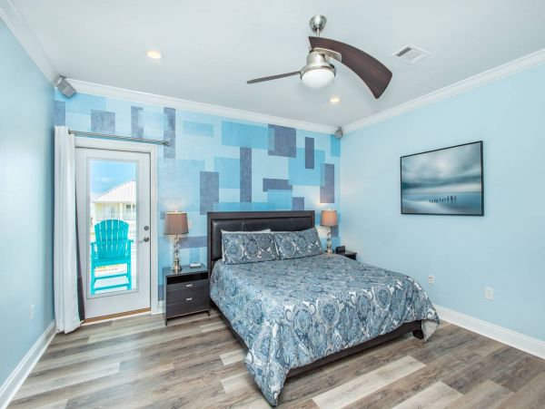 Pensacola Beach Four Bedroom Vacation Home with Gulf Views