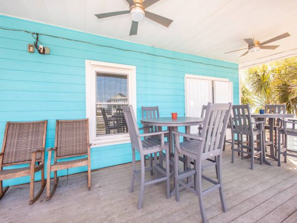 Pensacola Beach Four Bedroom Vacation Home with Gulf Views