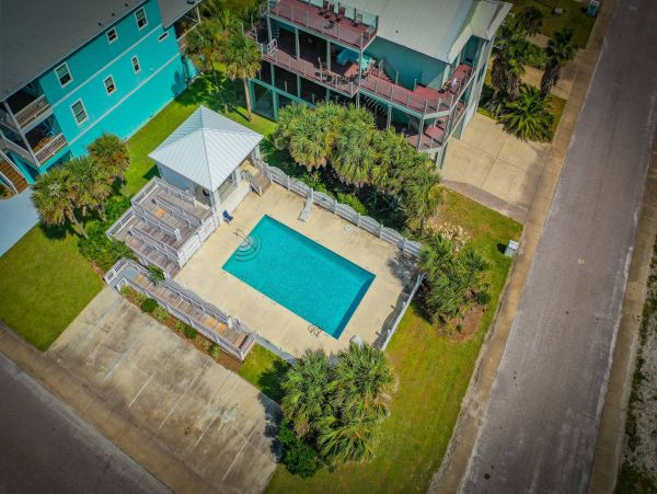 Pensacola Beach Four Bedroom Vacation Home with Gulf Views