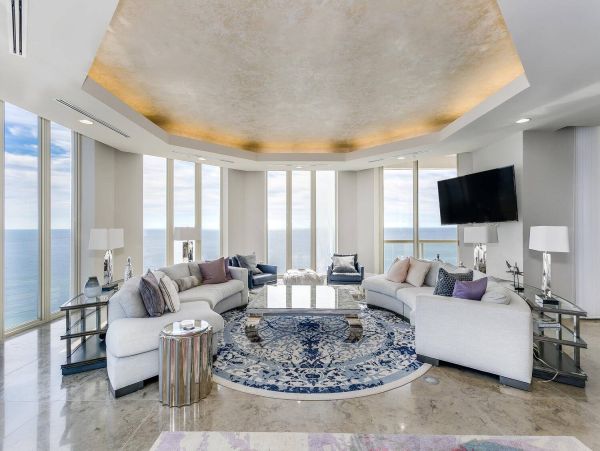 Luxurious Gulf-Front 4-Bedrppm Condo with Stunning Views on Pensacola Beach
