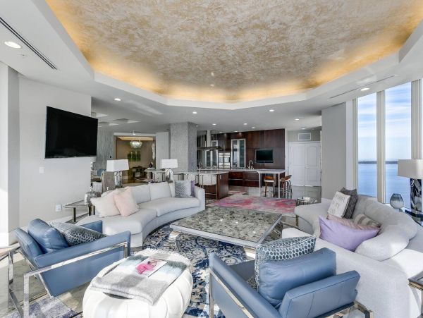 Luxurious Gulf-Front 4-Bedrppm Condo with Stunning Views on Pensacola Beach