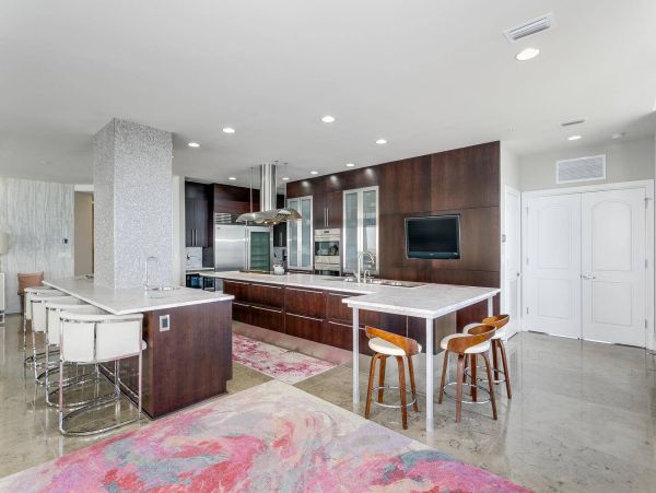 Luxurious Gulf-Front 4-Bedrppm Condo with Stunning Views on Pensacola Beach