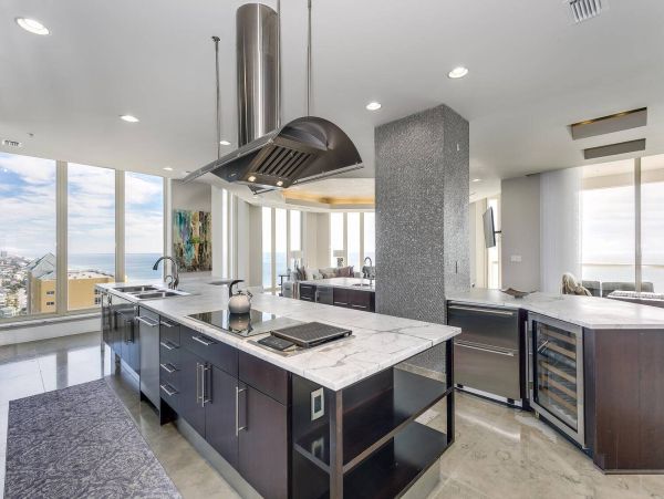 Luxurious Gulf-Front 4-Bedrppm Condo with Stunning Views on Pensacola Beach