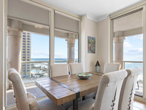 Pensacola Luxury Vacation Home Away From Home Views!