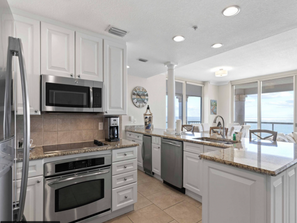 Pensacola Luxury Vacation Home Away From Home Views!