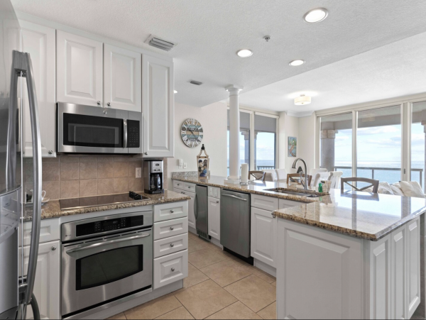 Pensacola Luxury Vacation Home Away From Home Views!