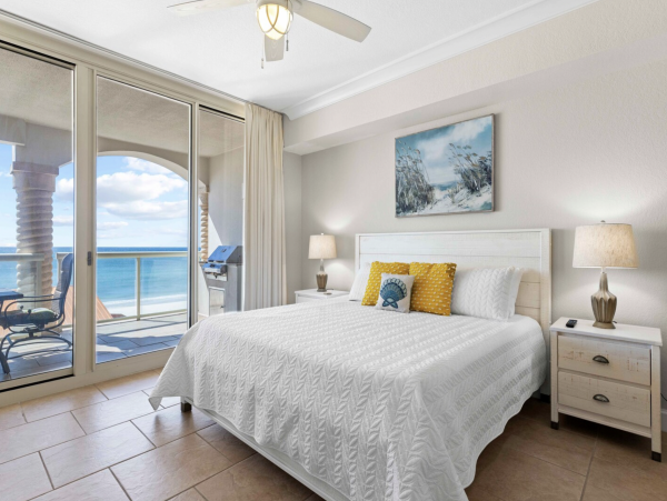 Pensacola Luxury Vacation Home Away From Home Views!