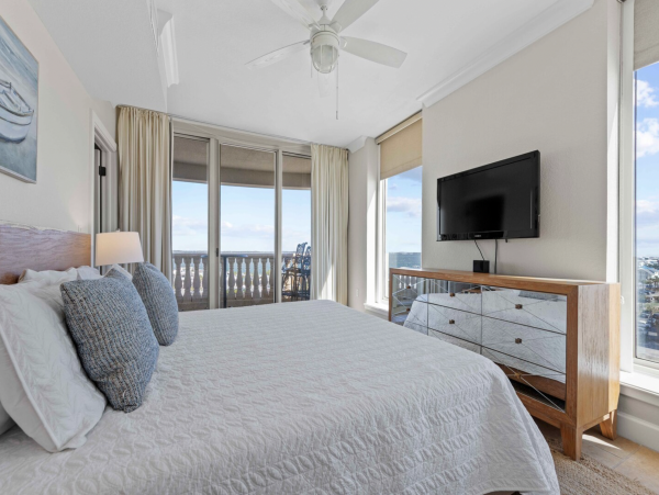 Pensacola Luxury Vacation Home Away From Home Views!