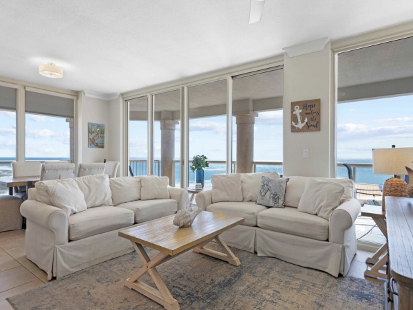 Pensacola Luxury Vacation Home Away From Home Views!