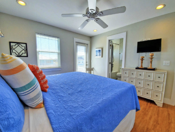 Stunning Pool Home Space and Views in Pensacola Beach