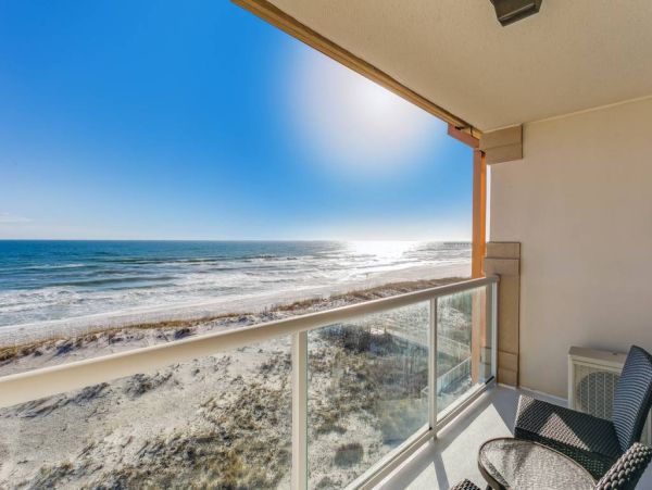 Rare 4 Bedroom  Four bathroom Beachfront Vacation Condo Pensacola Beach
