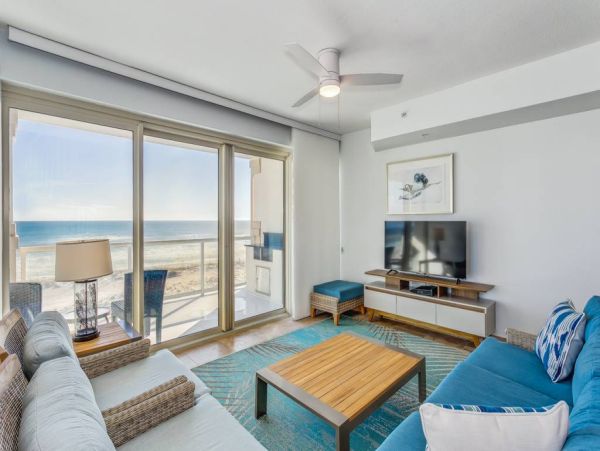 Rare 4 Bedroom  Four bathroom Beachfront Vacation Condo Pensacola Beach