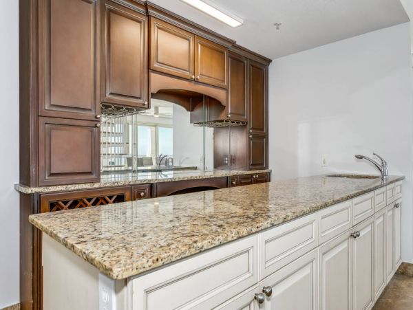 Rare 4 Bedroom  Four bathroom Beachfront Vacation Condo Pensacola Beach
