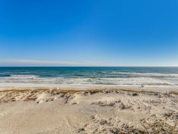 Rare 4 Bedroom  Four bathroom Beachfront Vacation Condo Pensacola Beach