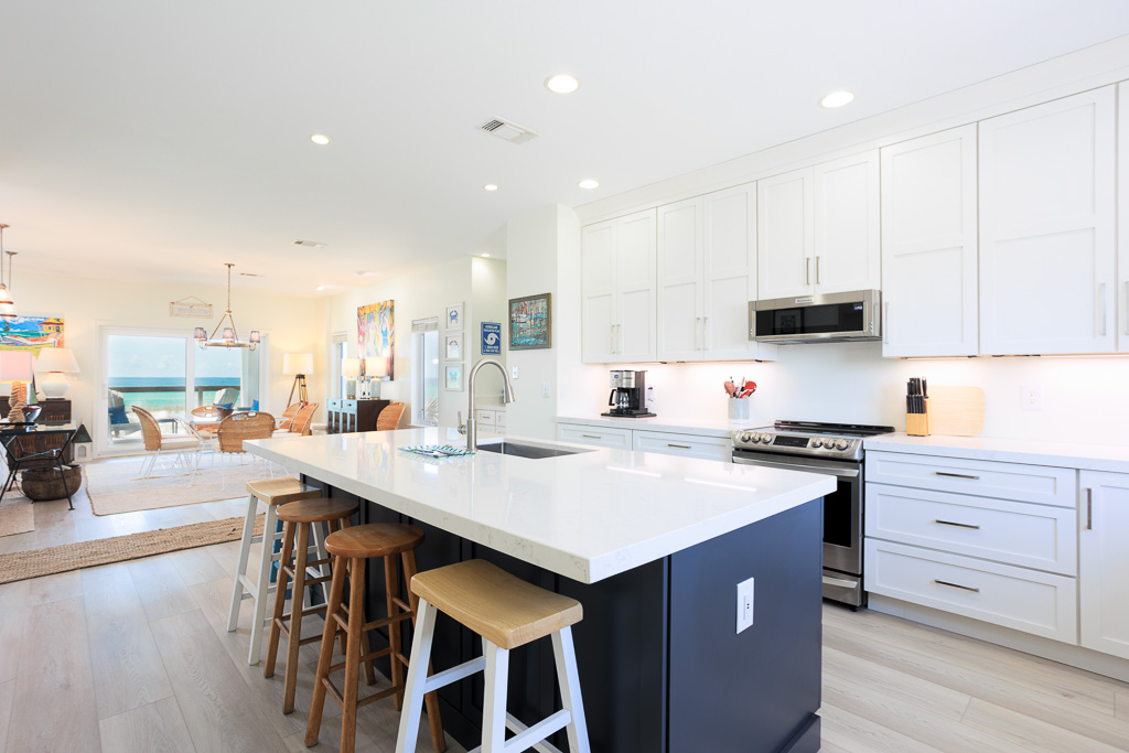 Gulf Breeze Vacation Rental: Beachfront Paradise Awaits
