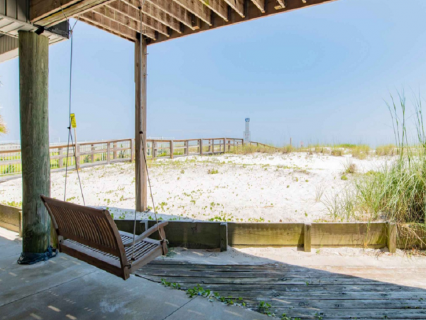 Gulf Breeze Vacation Rental: Beachfront Paradise Awaits
