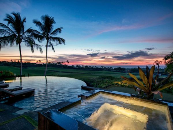 Ocean View Five Bedroom Elegant Vacation Rental in Kailua