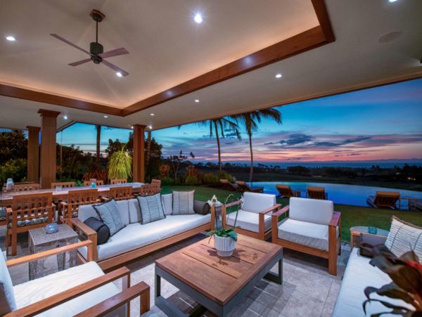 Ocean View Five Bedroom Elegant Vacation Rental in Kailua