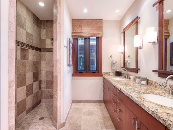 Ocean View Five Bedroom Elegant Vacation Rental in Kailua