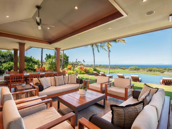 Ocean View Five Bedroom Elegant Vacation Rental in Kailua