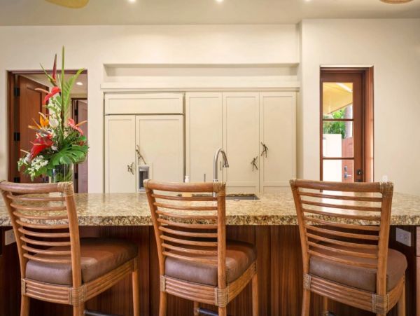 Kohala Coast Oceanfront Four Bedroom Vacation Rental