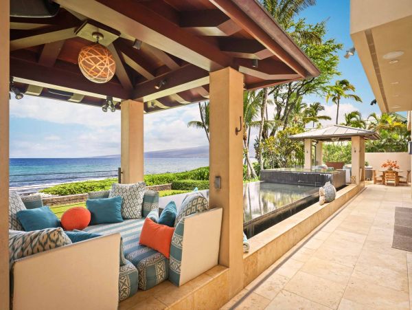 Kohala Coast Oceanfront Four Bedroom Vacation Rental