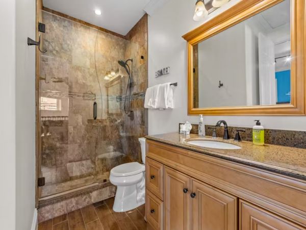 Close to Beach Three Bedroom Vacation Rental in Marco Island