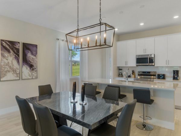 Naples Condo 1076109