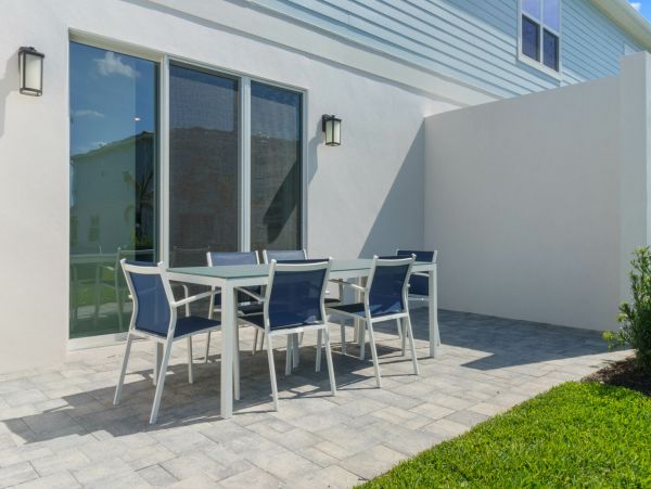 Naples Condo 1076109
